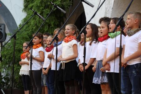 Območna revija otroških in mladinskih pevskih zborov občin Kamnik in Komenda (43)
